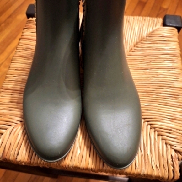 Jack Rogers Olive Green Ankle Rain Boots - Size 8 - Picture 3 of 7